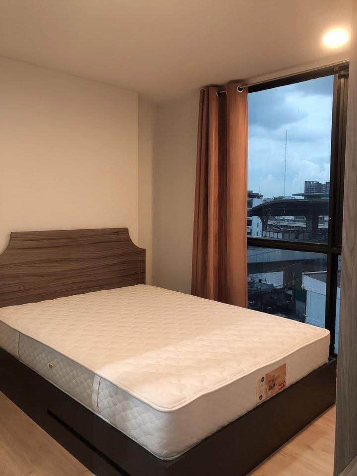 ให้เช่าคอนโดเกษตรศาสตร์ รัชโยธิน : Rent PREMIO QUINTO  1 bedroom 1 bathroom 26 Sqm. ห้องสวยตกเเต่งครบพร้อมอยู่ ห้องมุมไม่ติดกับใคร ติด BTS เสนานิคม 
