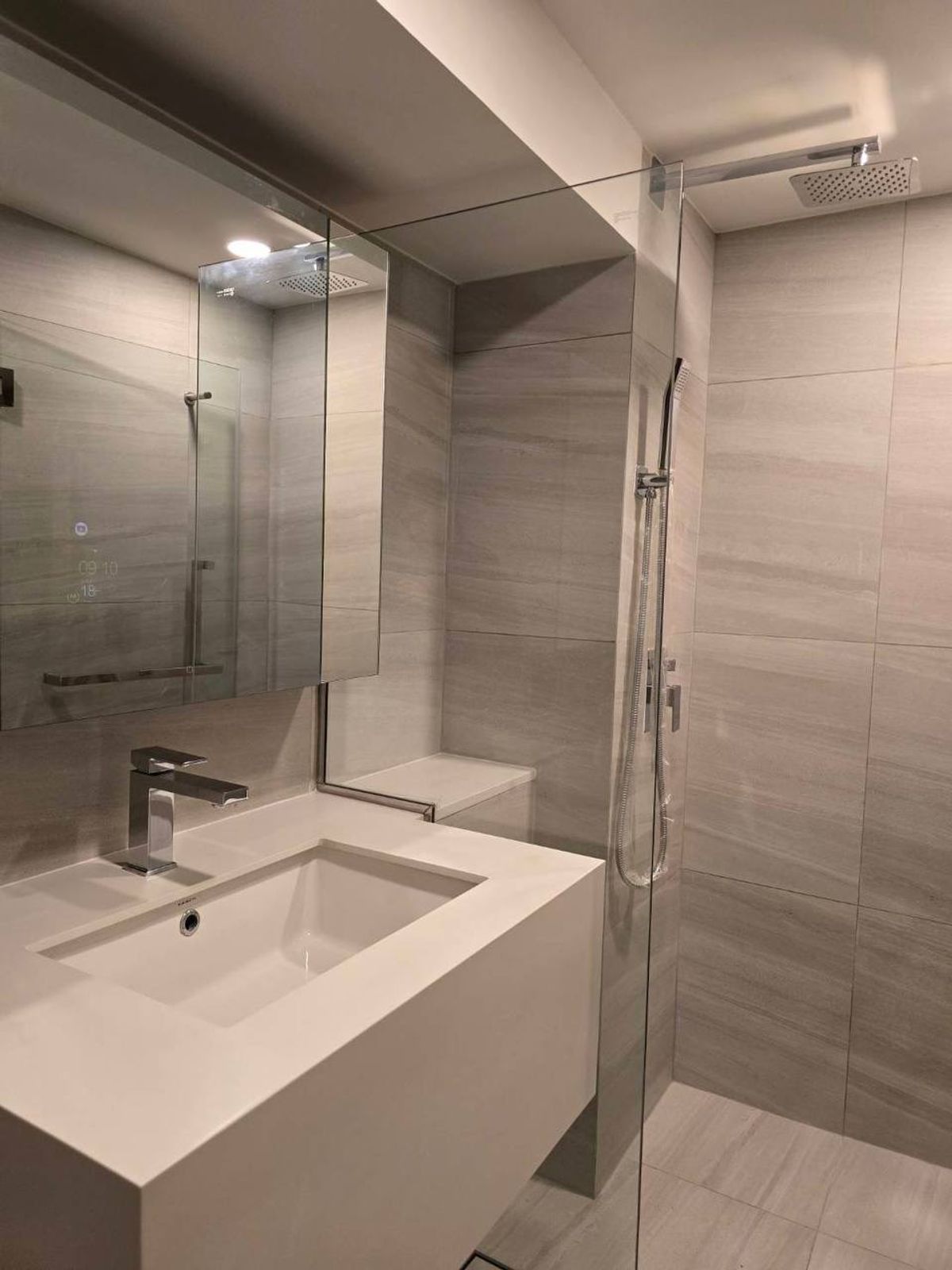 For SaleCondoSiam Paragon ,Chulalongkorn,Samyan : Park Origin Chula Samyan【𝐒𝐄𝐋𝐋】🔥Complete in one room! Luxurious built-in condo, fully furnished, walk to MRT in 5 minutes🔥 Contact Line ID: @hacondo