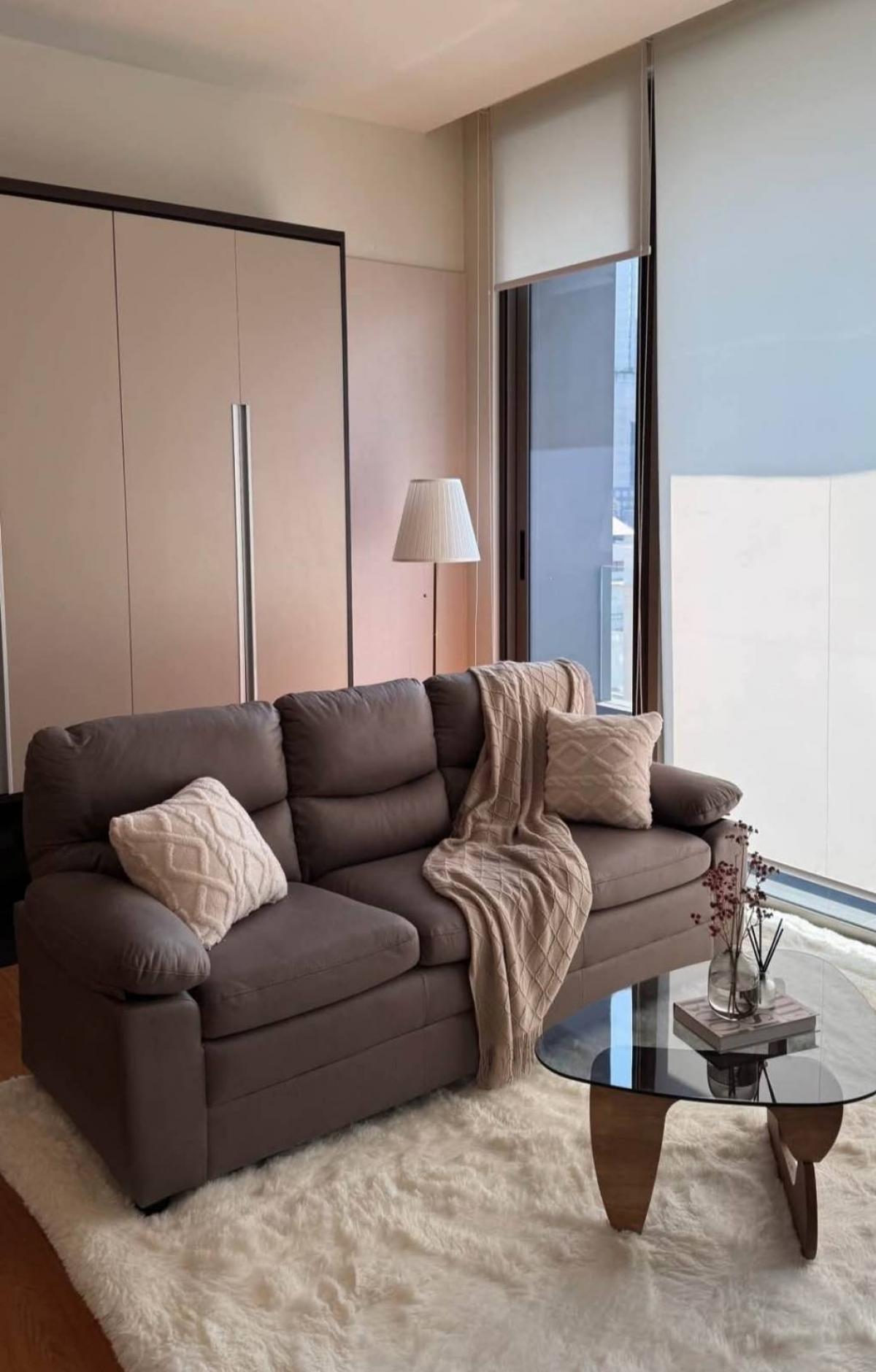 For SaleCondoSilom, Saladaeng, Bangrak : 28/01/2026, including transfer fee