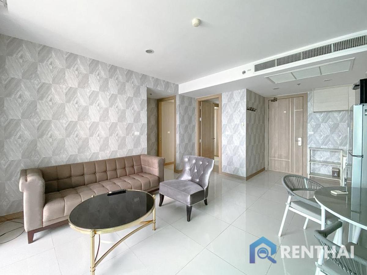 ขายคอนโดพัทยา บางแสน ชลบุรี สัตหีบ : คอนโดหรู 2 ห้องนอนที่ The Riviera Wongamat 9.35 ล้านบาท ตกแต่งครบ พร้อมย้ายเข้าอยู่