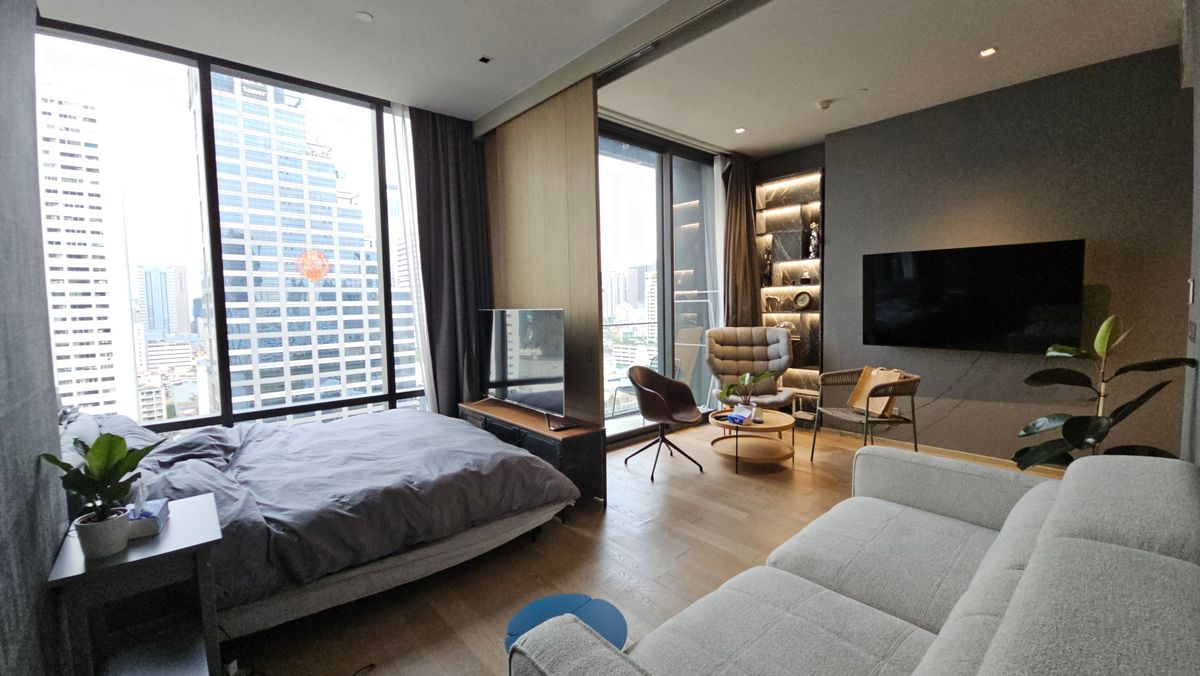 ให้เช่าคอนโดสีลม ศาลาแดง บางรัก : **Ashton Silom 50 Sq,m. Fully Finish @38,000บาท/month call Nong 096-2615656  ห้องกว้างมาก 50 ตรม. 1 นอน 1 น้ำ เฟอร์ครบ พร้อมอยู่   Location : Silom , Chongnonsi  Rental Price : 38,000 Baht/Month  Condominium near MRT, BTS  : Silom , Chong nonsiStation  Co