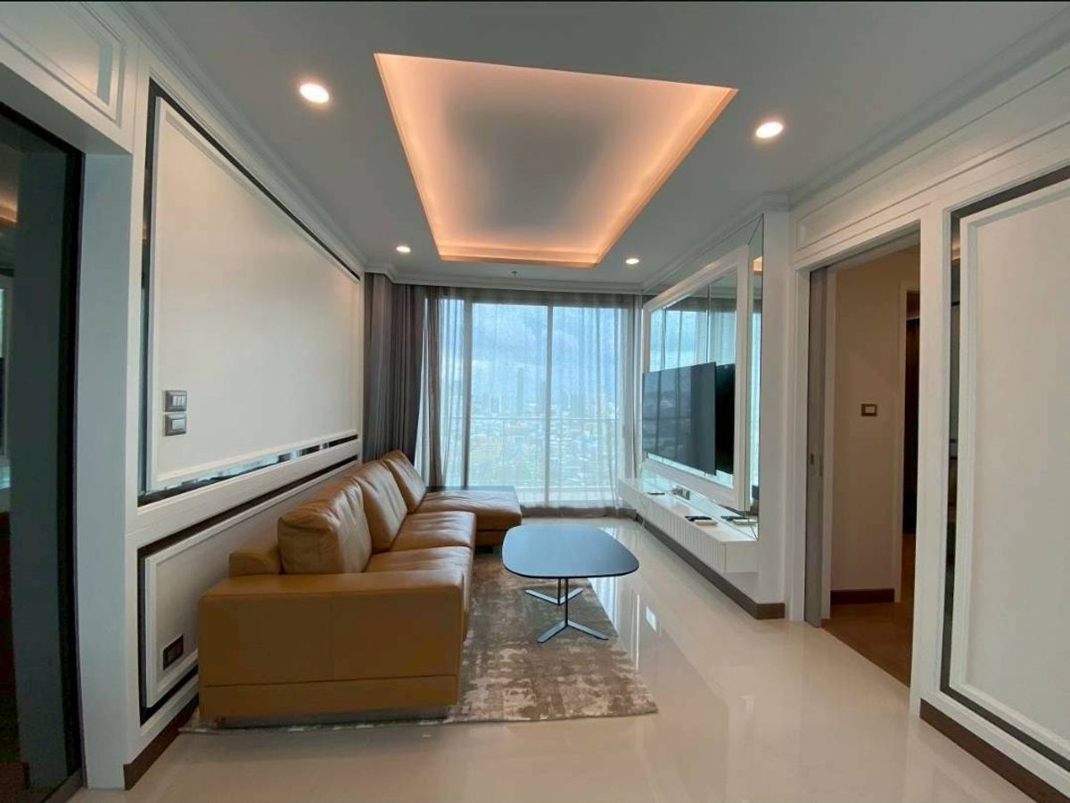คอนโดสุขุมวิท อโศก ทองหล่อ : ❖ Nice Decorate ❖ 20++ ชั้น ขนาด 99.24 ตร.ม. | 3 ห้องนอน 2 ห้องน้ำ 2 ที่จอดรถ | วิวเมือง | ใกล้ BTS สถานีพร้อมพงษ์ และศูนย์การค้าชั้นนำ The Em District