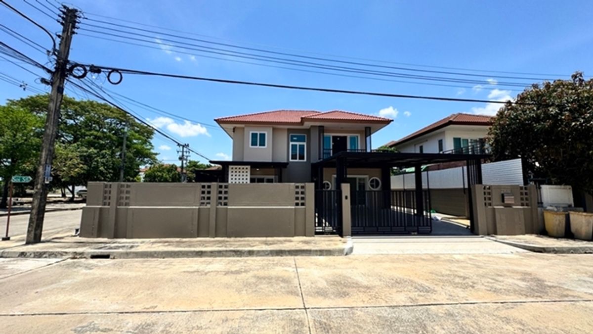 For SaleHouseRama 2, Bang Khun Thian : House for sale, Sarin City Village, Rama 2 Sarin City Sai Loma 2: Renovate, beautiful, ready to use high quality materials.