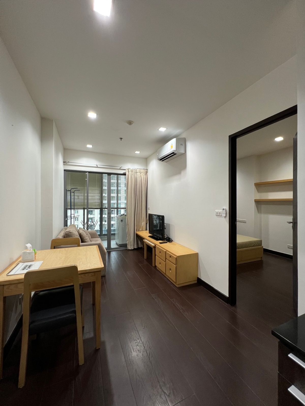 For RentCondoRatchathewi,Phayathai : [L250519014] For Rent Ideo Q Phayathai | Bedroom | Size 41 sq.m. | Special Price | Ready to Move In