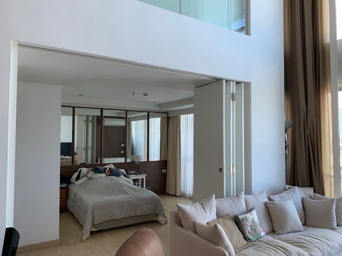 ขายคอนโดวิทยุ ชิดลม หลังสวน : (for sale) The Rajdamri 80 เมตร จาก BTS ราชดำริ