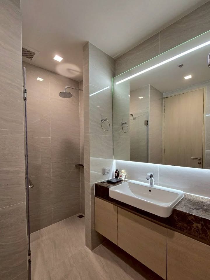 ให้เช่าคอนโดสุขุมวิท อโศก ทองหล่อ : 🔥ให้เช่าด่วน🔥โนเบิล สเตท สุขุมวิท 39 เฟอร์นิเจอร์ครบพร้อมเข้าอยู่ ติดรถไฟฟ้า เดินทางสะดวก