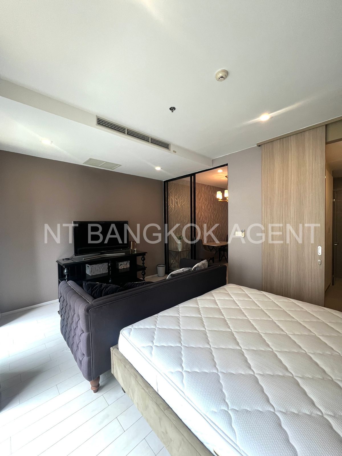 For SaleCondoWitthayu, Chidlom, Langsuan, Ploenchit : Sell ​​noble ploenchit 1bed1bath 45 SQM, complete fir room