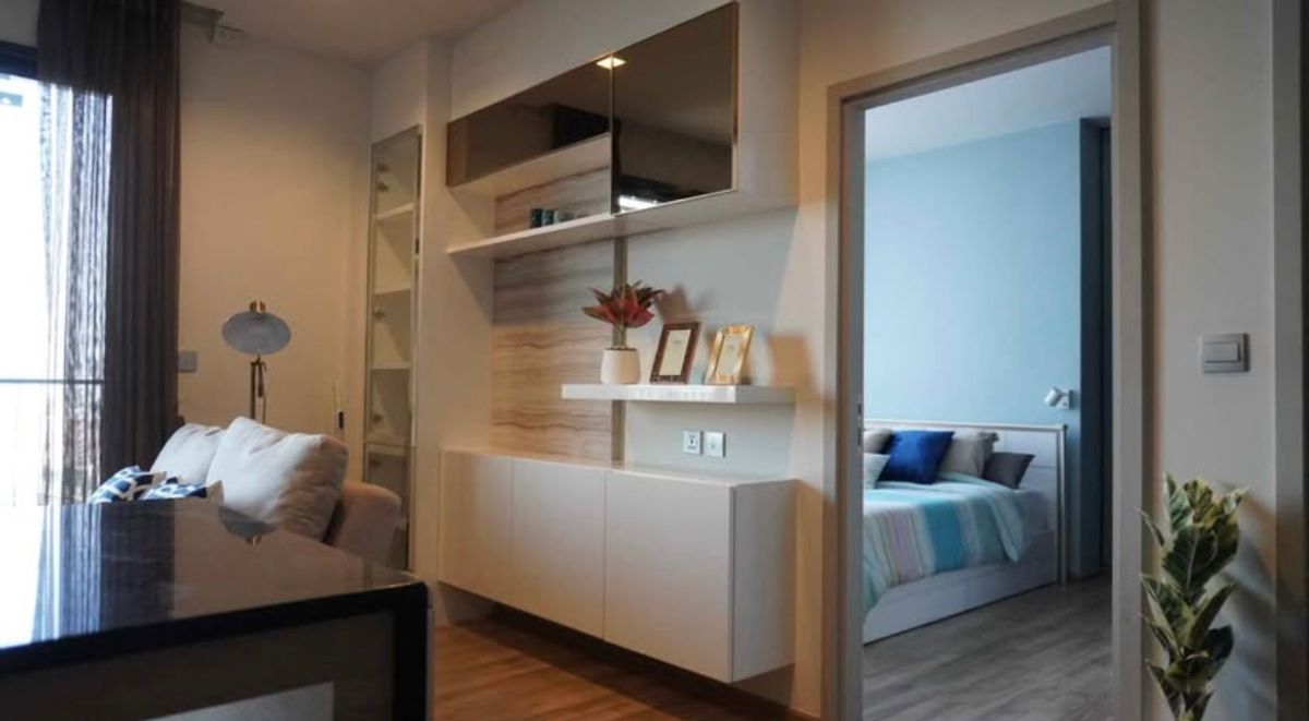 ให้เช่าคอนโดสะพานควาย จตุจักร : 🌿 ให้เช่าคอนโด The Line จตุจักร-หมอชิต 🌿 ✨ วิวสวนสวย ชั้นสูง 39 | ห้องหน้ากว้าง | ใกล้ BTS และ MRT  📍 ทำเลพรีเมียมติดสวนจตุจักร เชื่อมต่อ BTS หมอชิต + MRT จตุจักร  🛏 1 Bedroom | ขนาด 44 ตร.ม. | ชั้น 39 | วิวสวนสาธารณะ