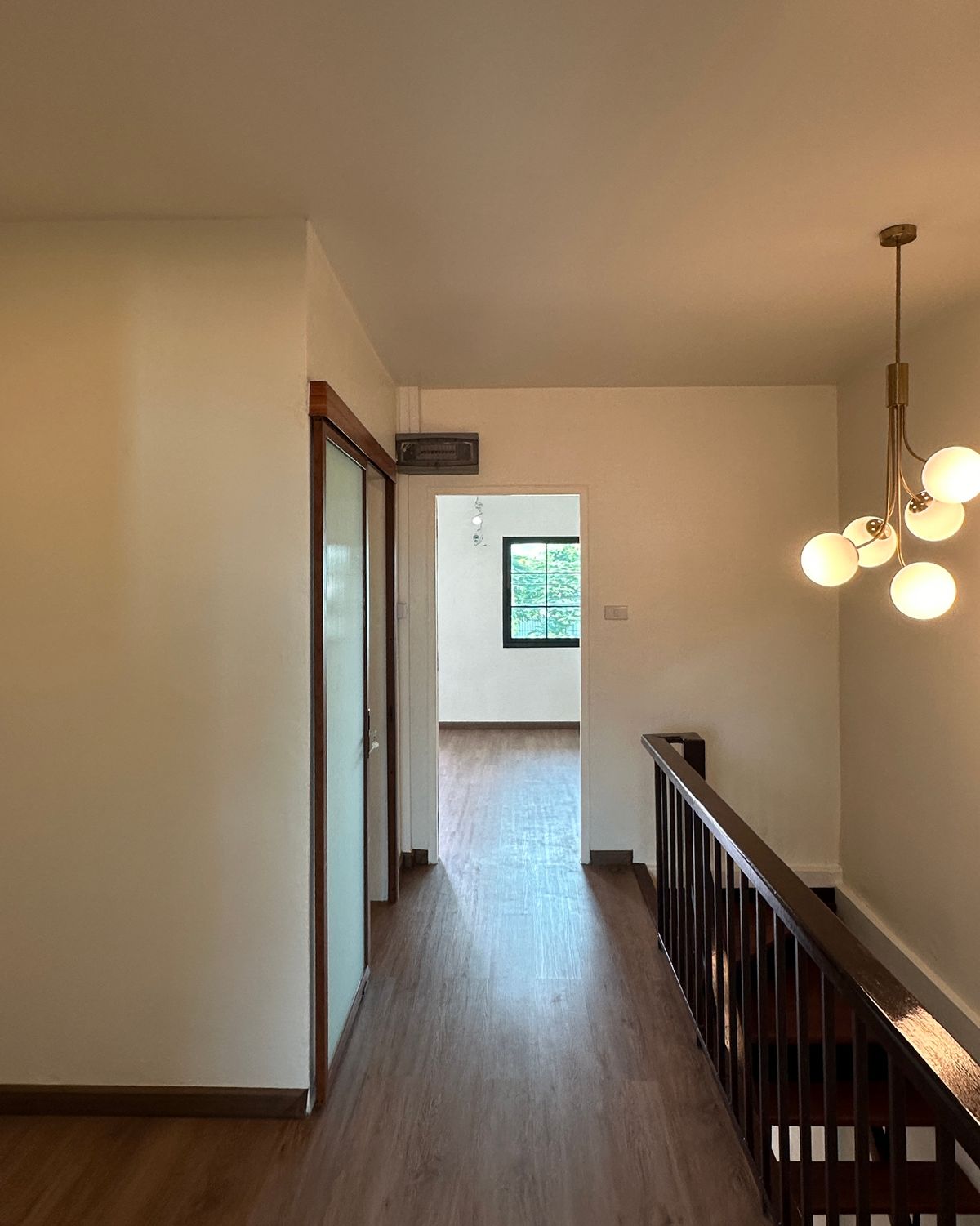 ขายทาวน์โฮมนวมินทร์ รามอินทรา : บ้านทาวเฮ้าส์ 2 ชั้น renovate ใหม่ ในทำเลทองบนถนนรามอินทรา