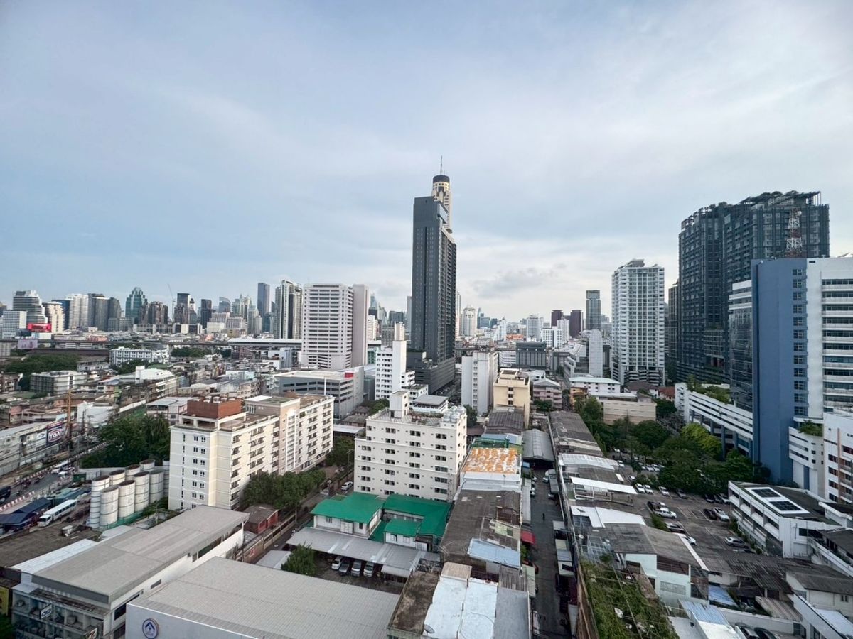 ให้เช่าคอนโดราชเทวี พญาไท : ✨New ✨For Rent 1 Bedroom 1 Bath 36 sqm📍  Corner Unit  23,000 per month📍