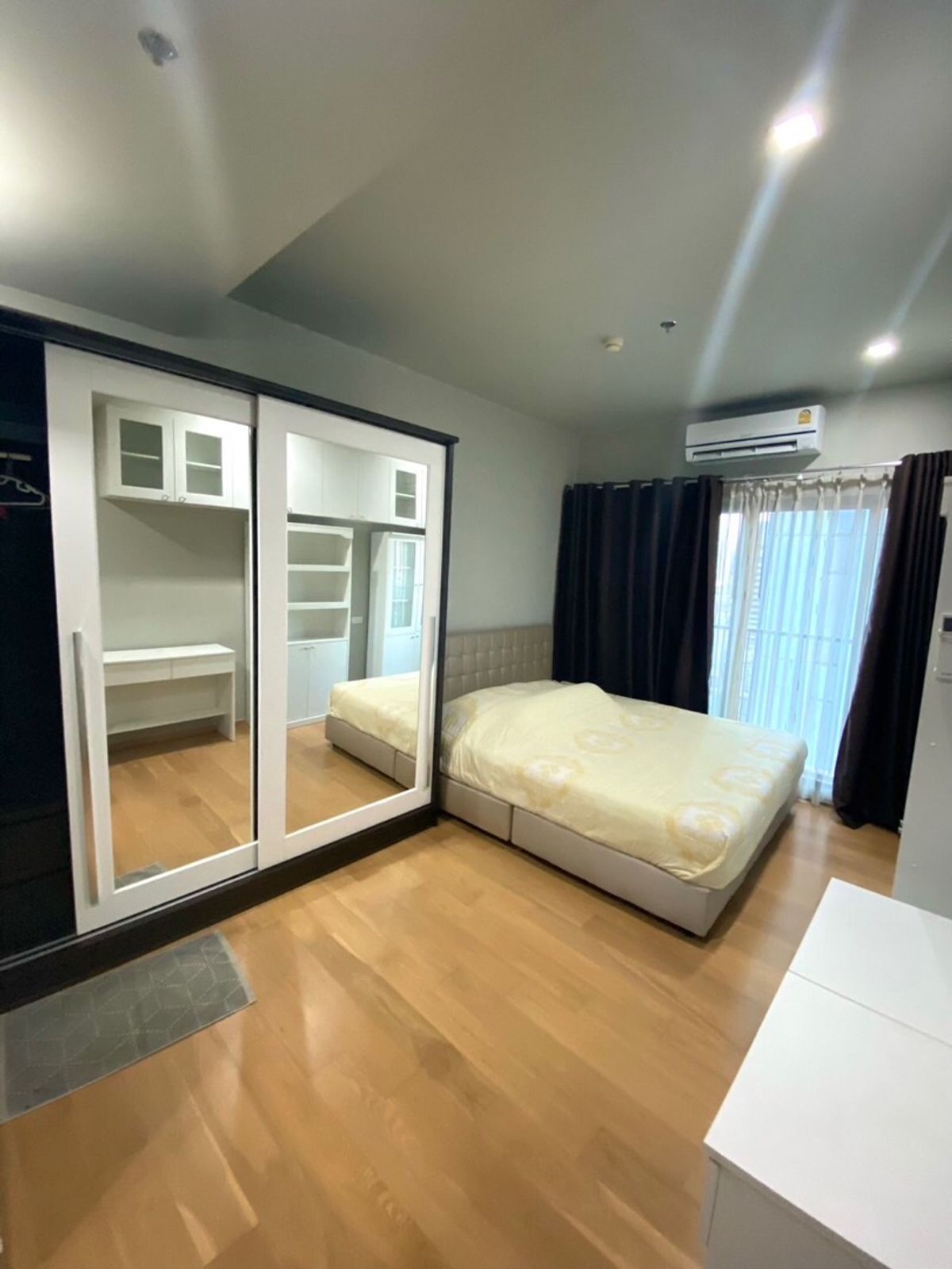 ให้เช่าคอนโดราชเทวี พญาไท : Noble Revent for rent 25,000 baht Bts Phayathai