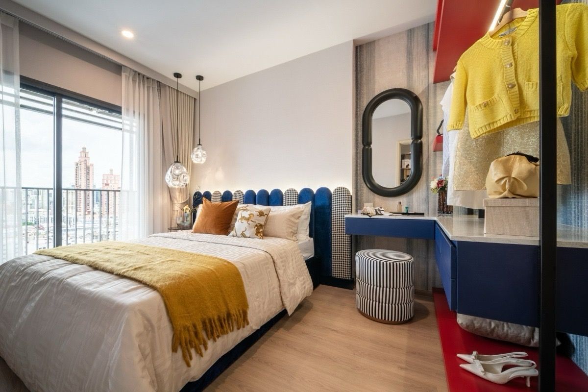 For SaleCondoKhlongtoei, Kluaynamthai : Life Rama4 Asoke 1 Bedroom 32 sqm. Price 4,3900,000 baht. Contact 0659926412/ Line: Chatt.06