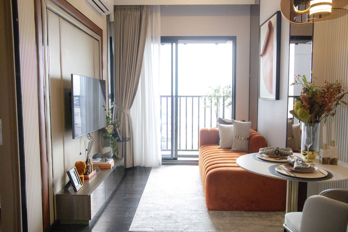 ขายคอนโดสุขุมวิท อโศก ทองหล่อ : brand new unit high floor , open view 