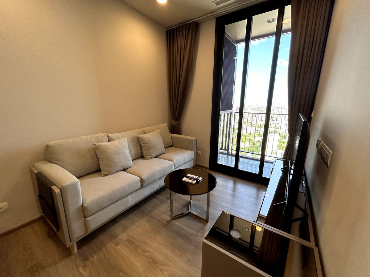 ให้เช่าคอนโดสุขุมวิท อโศก ทองหล่อ : ❇️ ให้เช่า Oka Haus Sukhumvit 36 ❇️