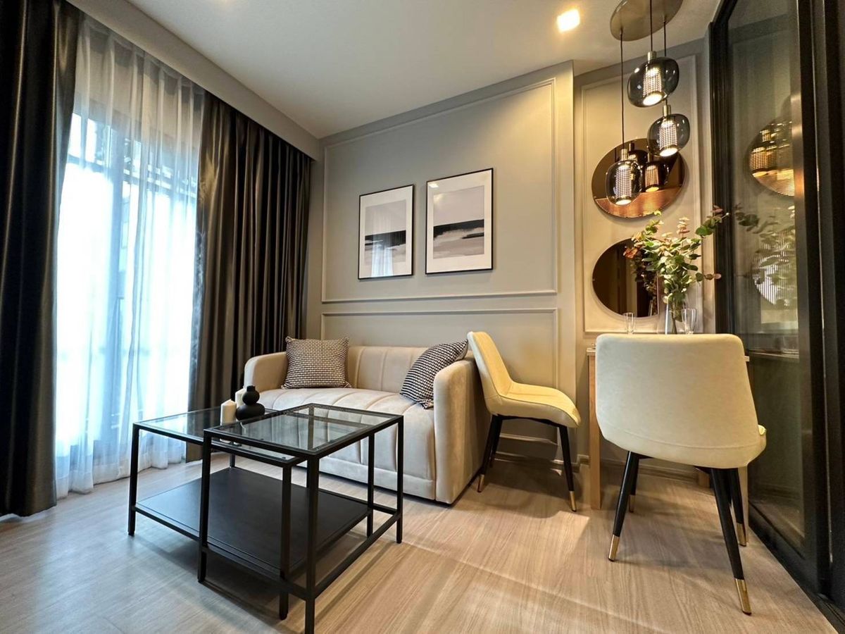 ให้เช่า คอนโด Life Asoke Hype เพียง 300 เมตร จาก MRT พระราม 9 Loading...