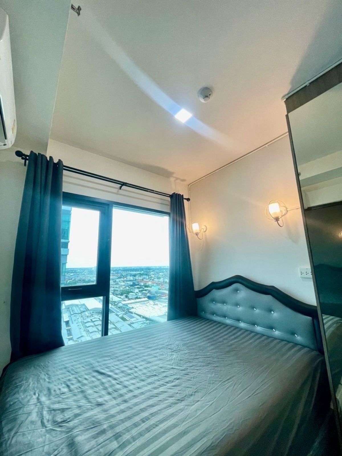 For RentCondoSamut Prakan,Samrong : Condo for rent near the BTS Tippawan Station. Can walk. Ken Sington, Sukhumvit-Thepharak 1 bedroom, 1 bathroom, ready to move in ✨