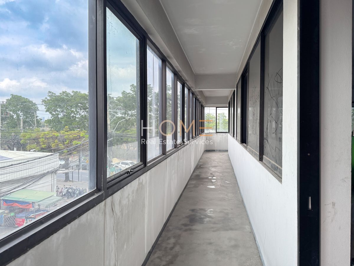 For RentOfficeLadkrabang, Suwannaphum Airport : Office building Chalermprakiet Rama 9 Soi 30 /5 (Rental), Office Building Chalermprakiat Rama 9 Soi 30 /5-Story (For Rent) FON003