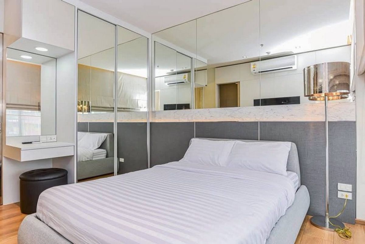 For RentCondoSukhumvit, Asoke, Thonglor : Condo for rent, Park 24 rooms, size 56 sqm, 2 bedrooms, 2 water, 3rd floor, high privacy. Fir and complete electrical appliances - GHD000611R