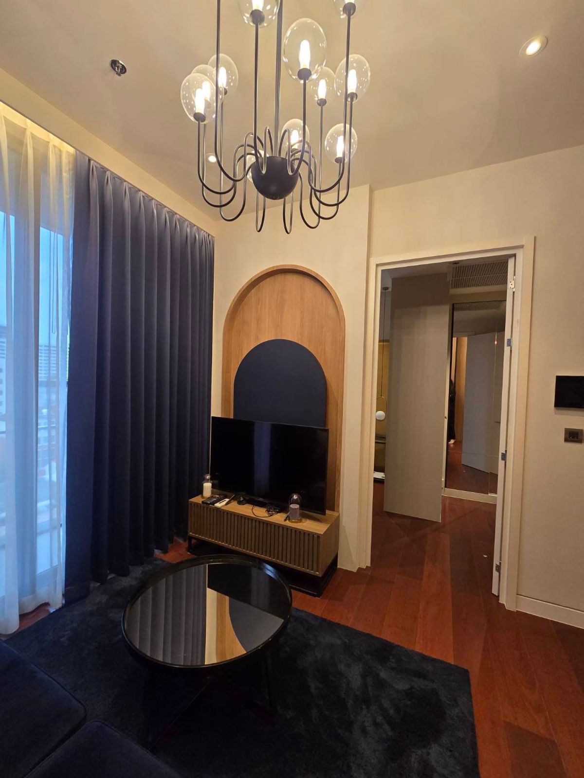 For RentCondoSukhumvit, Asoke, Thonglor : Luxury City Living! Beautiful 1-Bedroom Condo at KHUN by YOO - Fully Furnished & Negotiable Price!