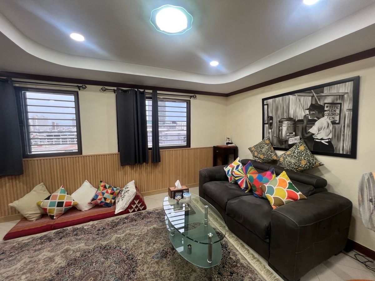 ให้เช่าคอนโดรัชดา ห้วยขวาง : condo ใกล้mrt 