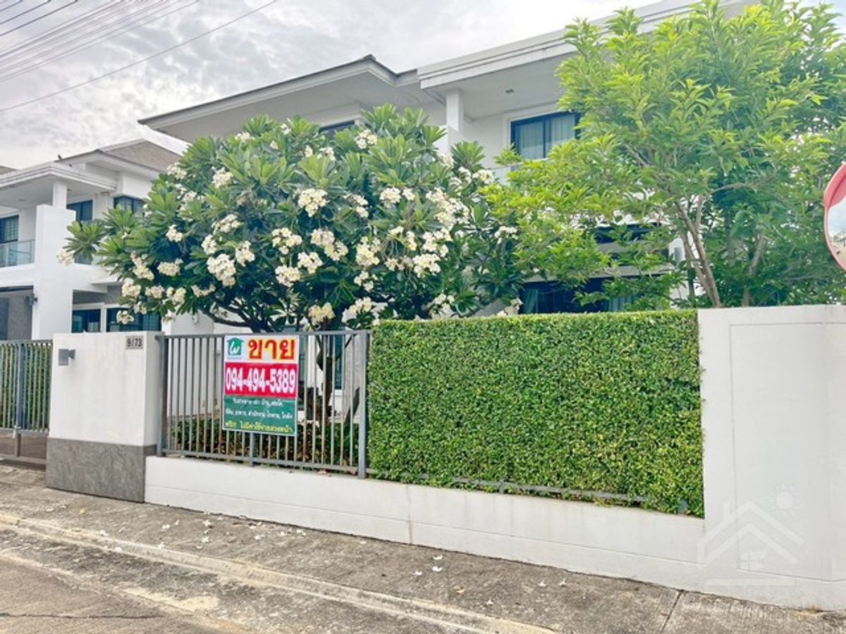 For SaleHouseNakhon Sawan : House for sale.