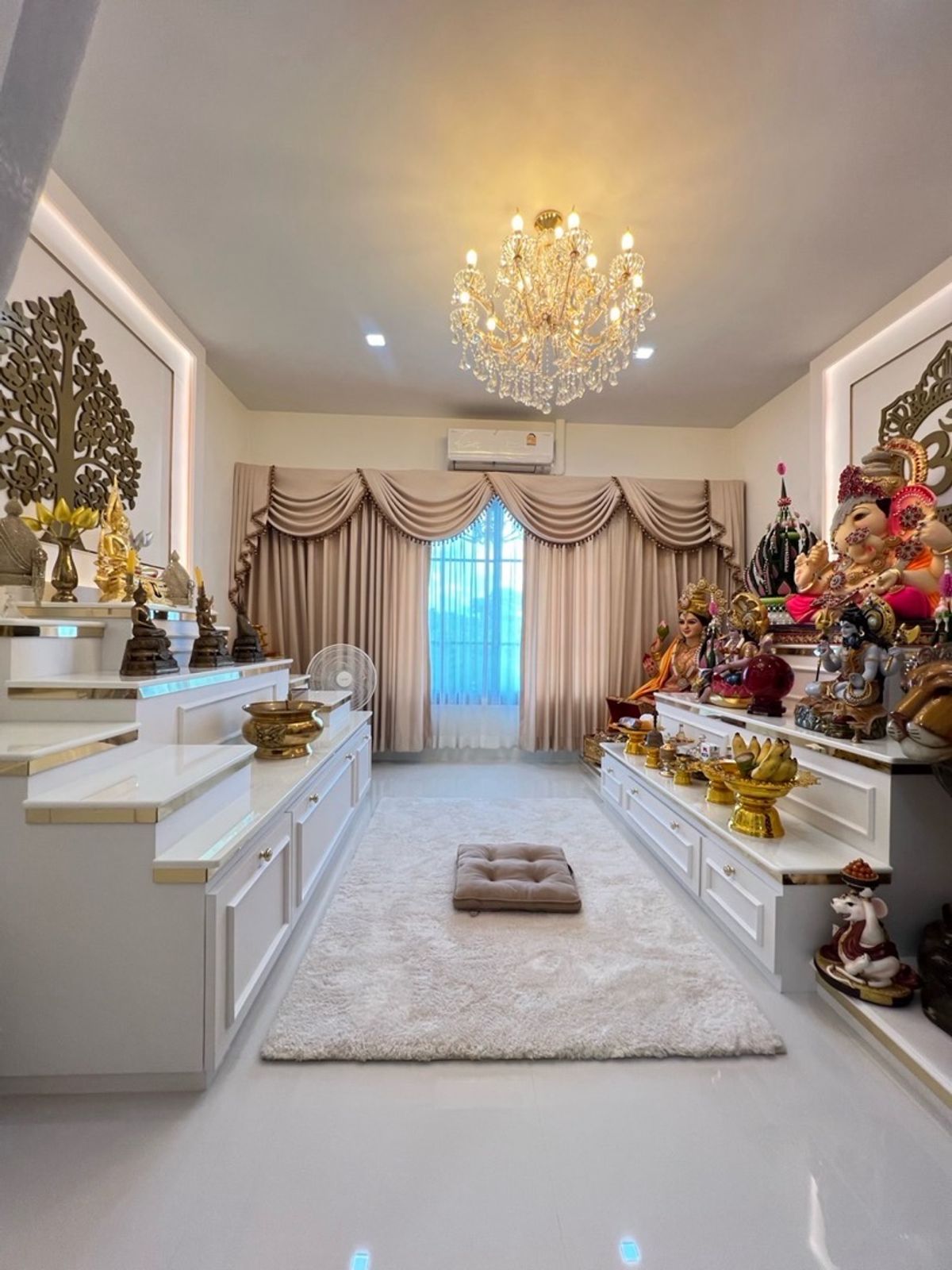 ขายบ้านปากช่อง เขาใหญ่ : 📢👇 บ้านหรู 2 ชั้น บนที่ดินกว้างใหญ่ วิวภูเขา อากาศดีตลอดปี ไม่ไกลจากกรุงเทพ ใกล้แหล่งท่องเที่ยว 