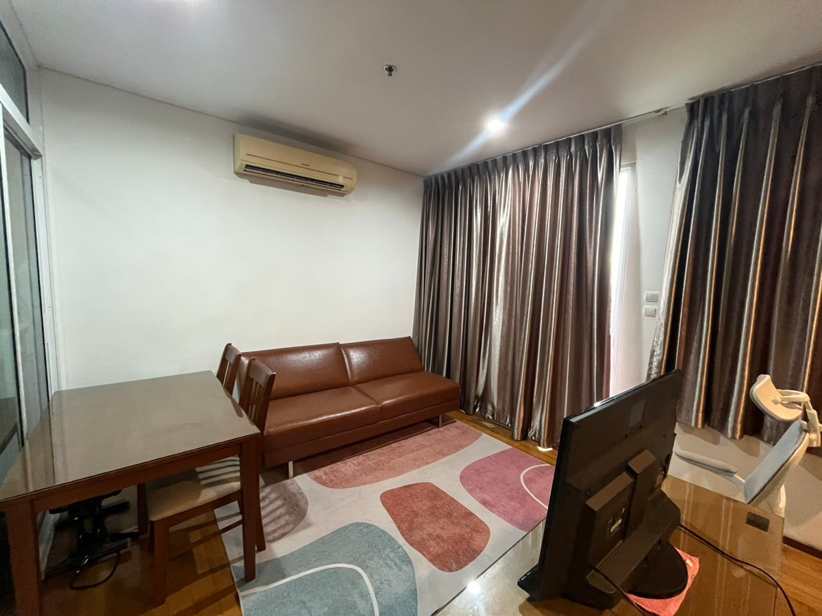 For RentCondoWongwianyai, Charoennakor : Villa Sathorn (Villa Sathorn) For Rent (1Bed1bath 40SQM)