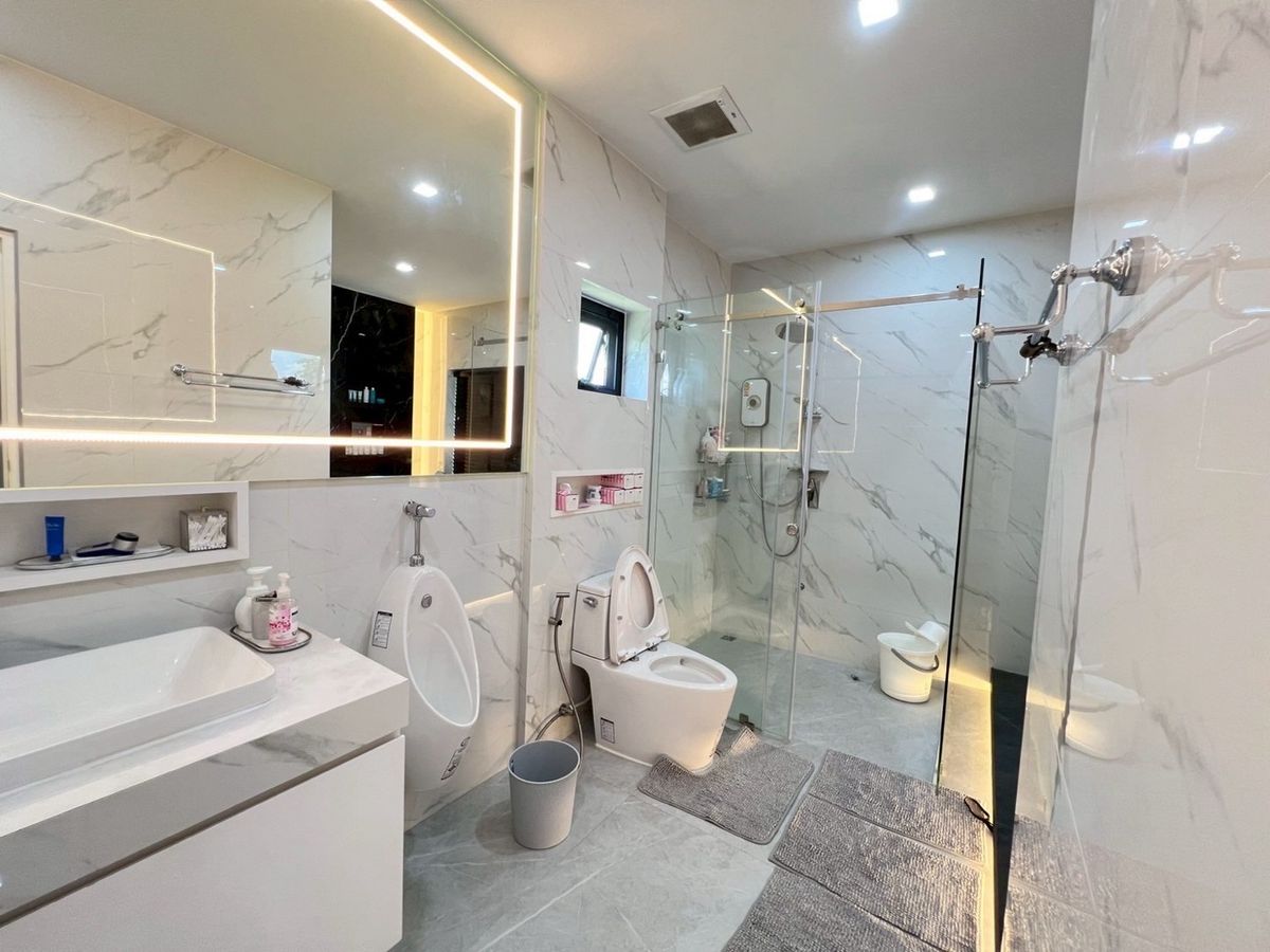 ขายบ้านปากช่อง เขาใหญ่ : 📢👇 บ้านหรู 2 ชั้น บนที่ดินกว้างใหญ่ วิวภูเขา อากาศดีตลอดปี ไม่ไกลจากกรุงเทพ ใกล้แหล่งท่องเที่ยว 