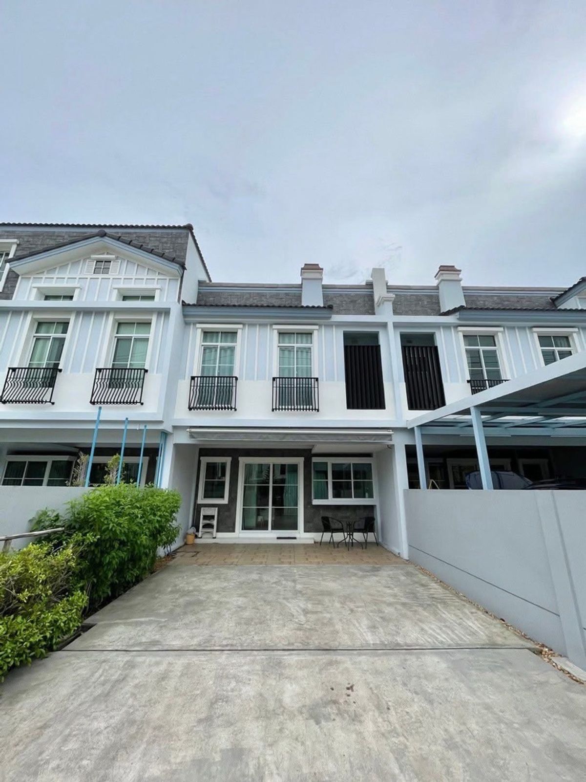 ให้เช่าทาวน์โฮมบางนา แบริ่ง ลาซาล : 🏡 ให้เช่าบ้านเดี่ยว Indy 2 บางนา - รามคำแหง 2 เฟสสวย พร้อมเฟอร์นิเจอร์ครบทั้งหลัง เข้าอยู่ได้เลย