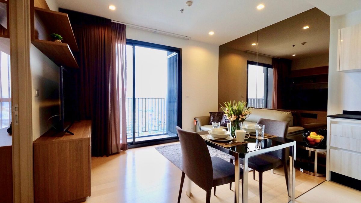 For RentCondoSukhumvit, Asoke, Thonglor : High floor 1 bed 1 bath 44 sqm condo at HQ by Sansiri for rent 35,000THB per month, Sukhumvit soi 55, Thonglor BTS