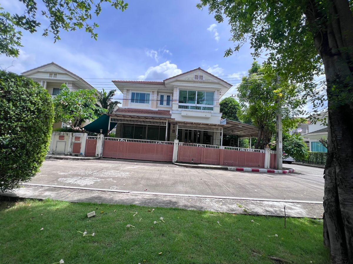 ขายบ้านลาดกระบัง สุวรรณภูมิ : ขายบ้านเดี่ยว หลังมุม หน้าสวน ทำเลที่ดีที่สุด