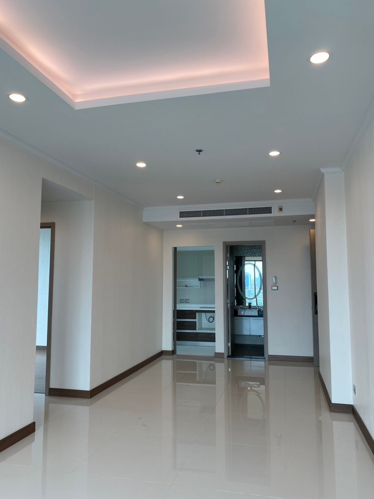 คอนโดสุขุมวิท อโศก ทองหล่อ : เช่า/ขาย คอนโด Supalai Oriental Sukumvit 39 : 2 ห้องนอน 2 ห้องน้ำ เป็นห้องมุม ชั้นสูง วิวสวยมาก