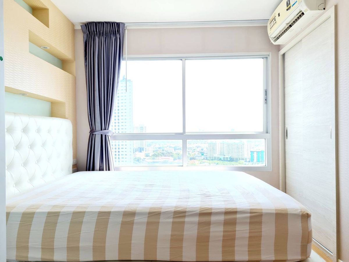 For SaleCondoPattanakan, Srinakarin : Sell ​​Lumpini Place Project, Srinakarin-Hua Mak, beautiful view, with Ferr & Amp; Electrical appliances (SM1186)