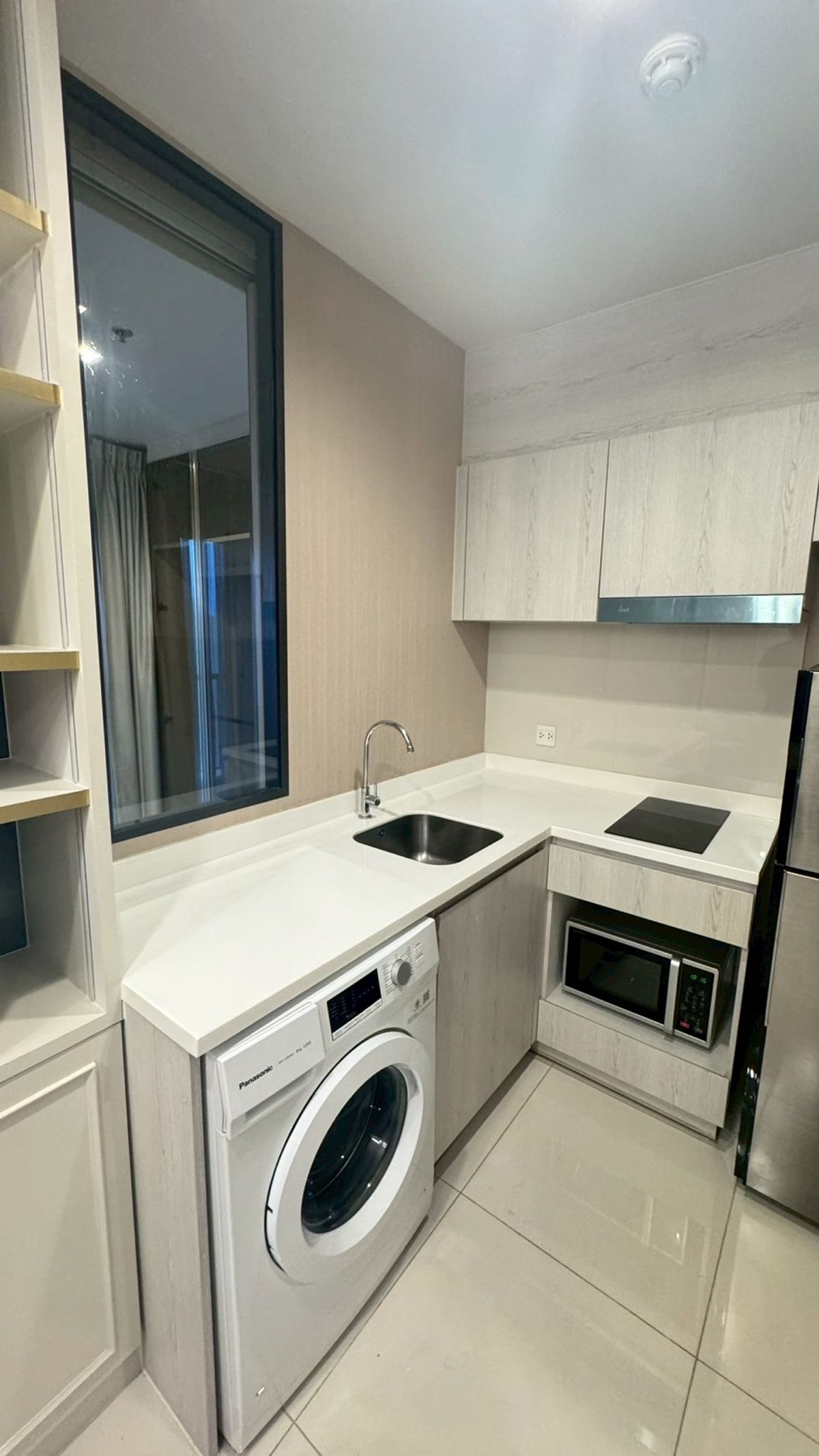 For RentCondoWitthayu, Chidlom, Langsuan, Ploenchit : For rent Life One Wireless Price 27,000 baht/month [MNr250509]