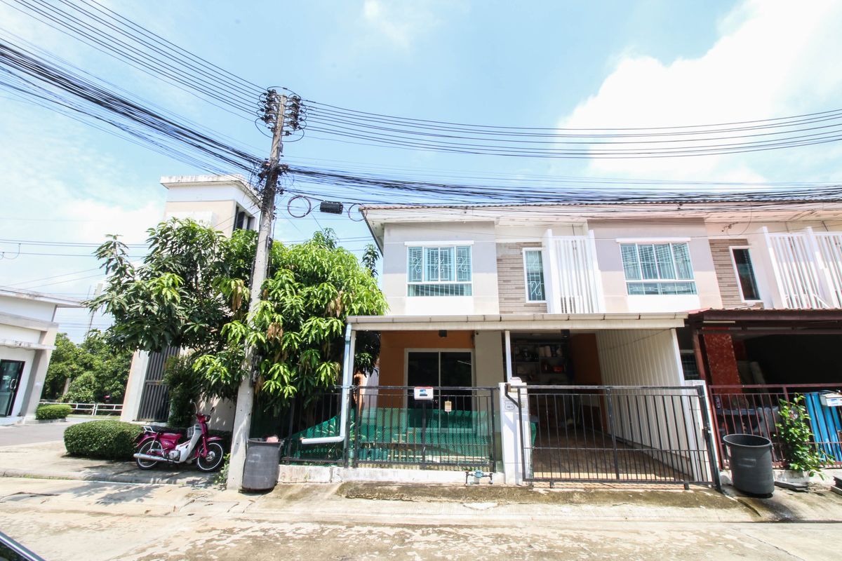 ขายทาวน์โฮมนครปฐม : ขายทาวน์เฮ้าส์ 2 ชั้น พฤกษาวิลล์ 56 ศาลายา สามพราน พุทธมณฑลสาย 5 ต้นโครงการ ต่อเติมแเล้ว หลังมุม 26.8 ตร.ว ใกล้เซ็นทรัลศาลายา