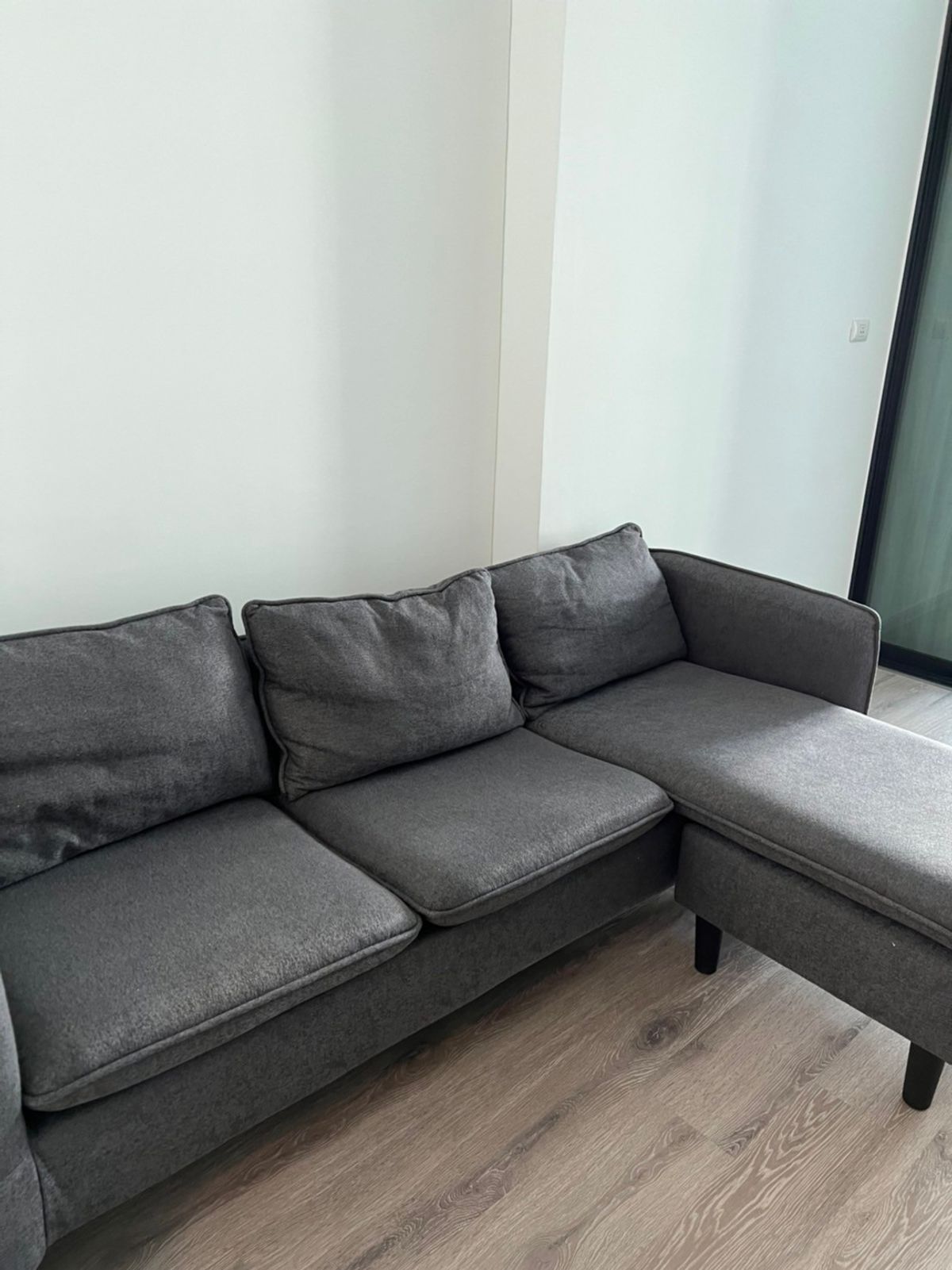 For RentCondoRamkhamhaeng, Hua Mak : 100 meters from MRT Hua Mak 1 station to Interchange Lam Sali.