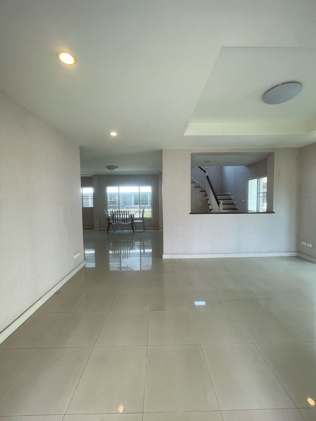 HouseRama 2, Bang Khun Thian : Sell ​​loss! Big house 79 sq. W. Great value 5.5 million