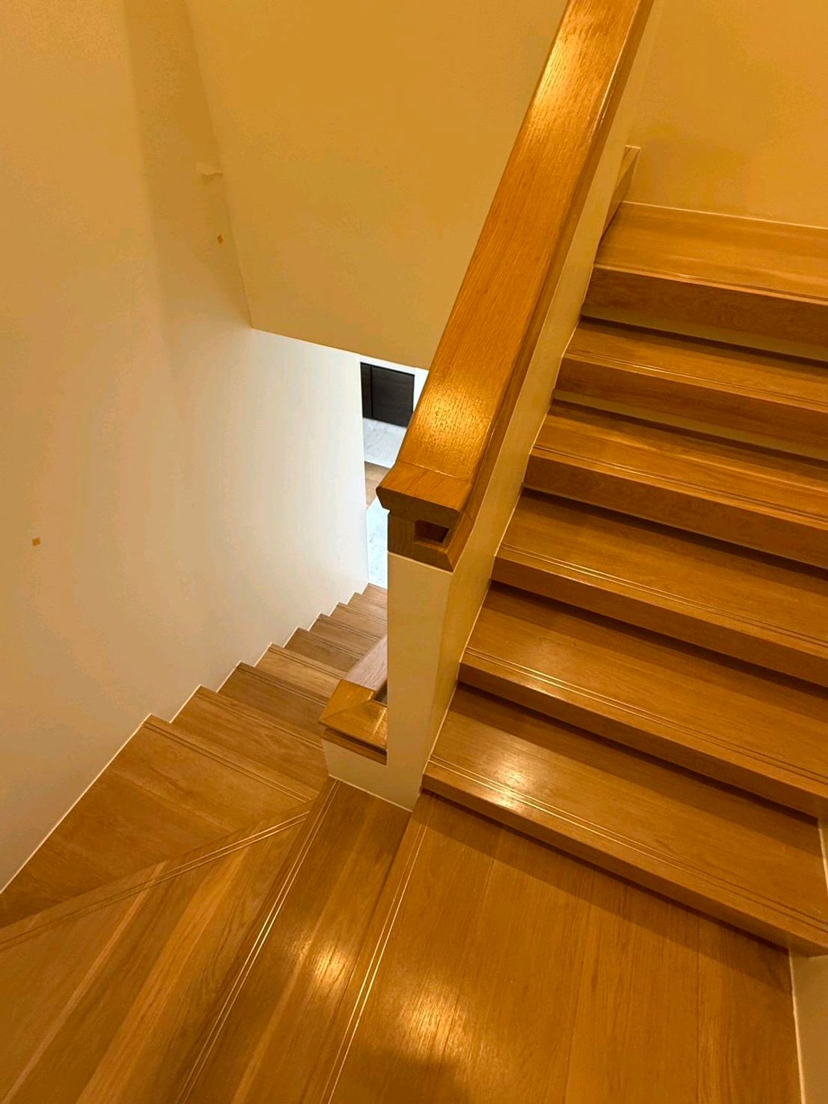 ให้เช่าคอนโดสีลม ศาลาแดง บางรัก : For rent Duplex Style 2 bedrooms 3 bathrooms 