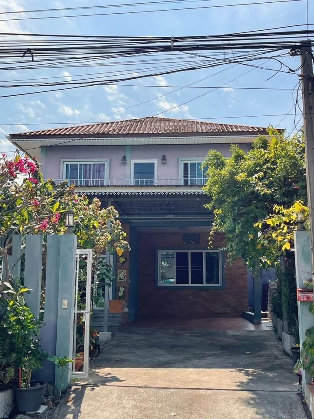 ให้เช่าบ้านเกษตร นวมินทร์ ลาดปลาเค้า : RH1305 ให้เช่าบ้านเดี่ยว 4 ห้องนอน 5 ห้องน้ำ 1 ห้องเอนกประสงค์ ซอยลาดปลาเค้า 62 จดทะเบียนบริษัทได้