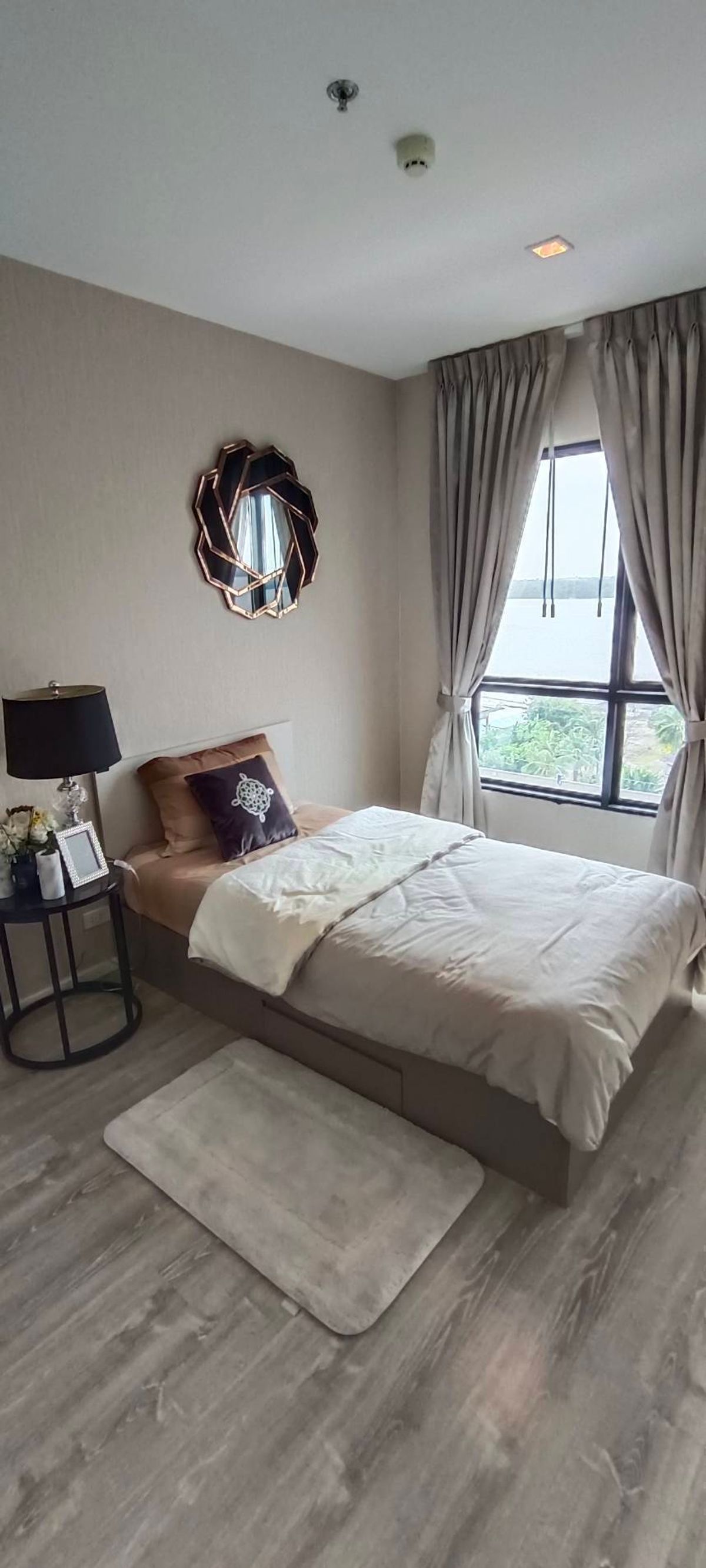 ขายคอนโดสมุทรปราการ สำโรง : Best Deal at Knightbridge Sky River Ocean !!!