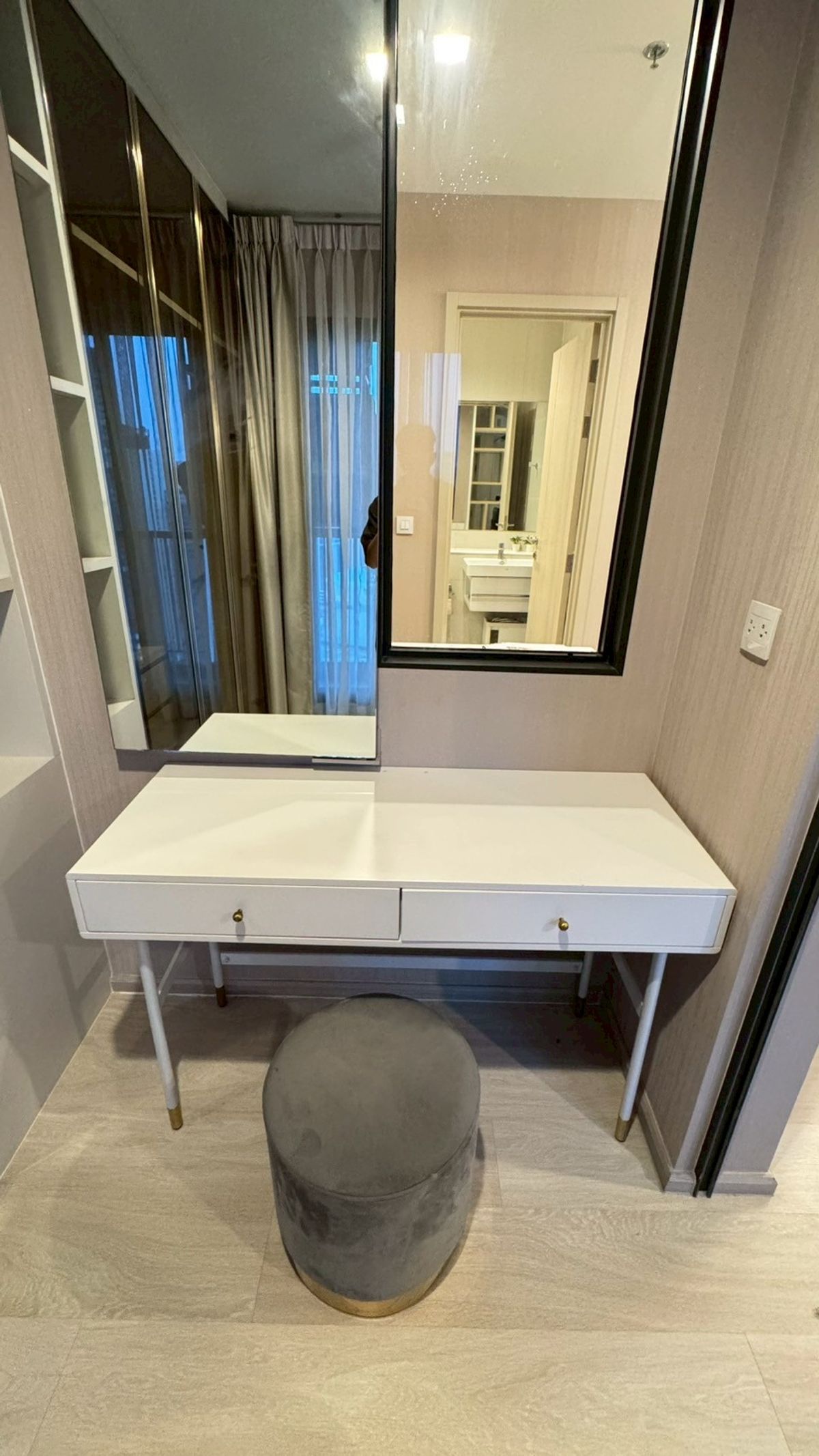 For RentCondoWitthayu, Chidlom, Langsuan, Ploenchit : For rent Life One Wireless Price 27,000 baht/month [MNr250509]