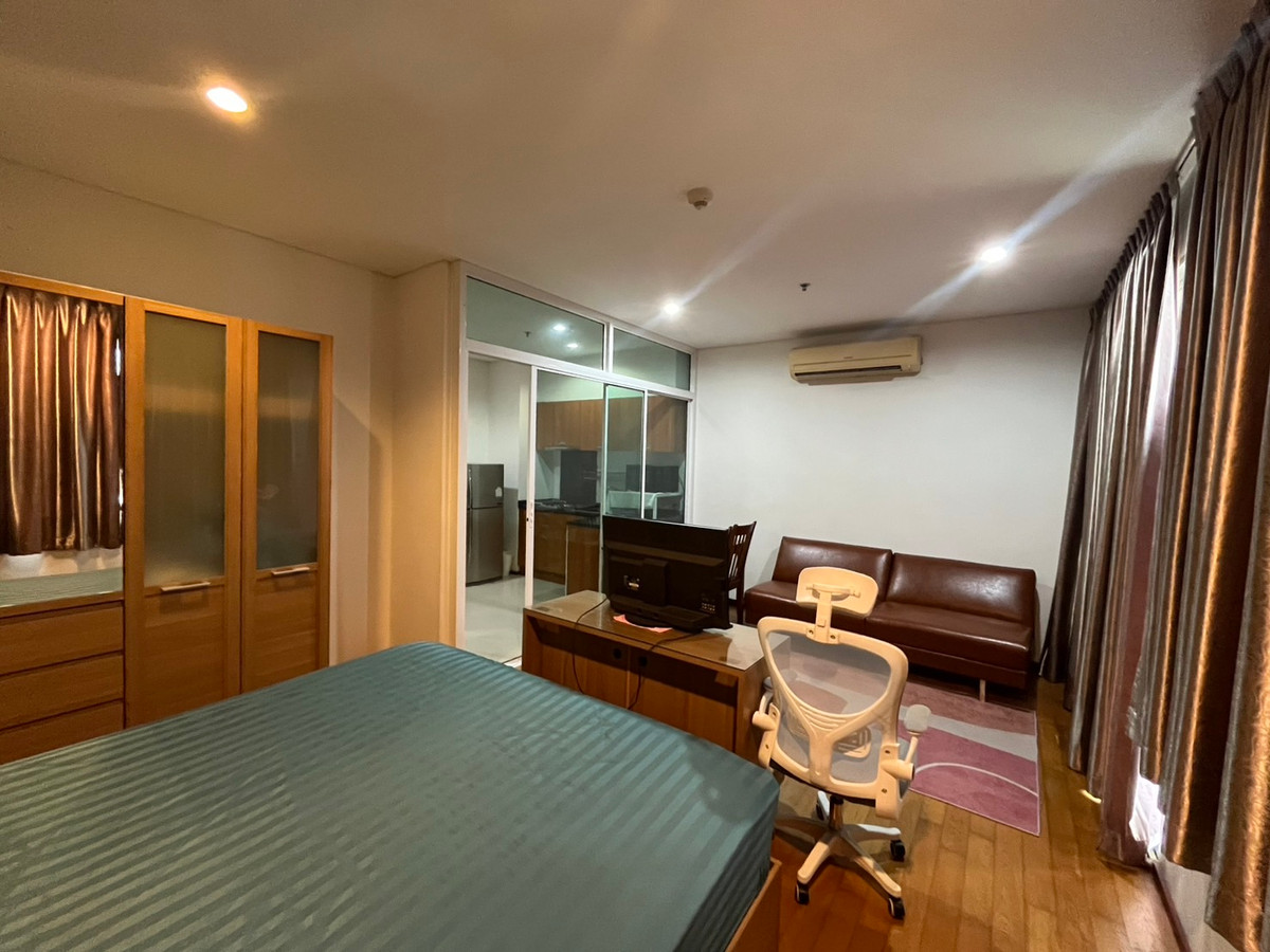 For RentCondoWongwianyai, Charoennakor : Villa Sathorn (Villa Sathorn) For Rent (1Bed1bath 40SQM)