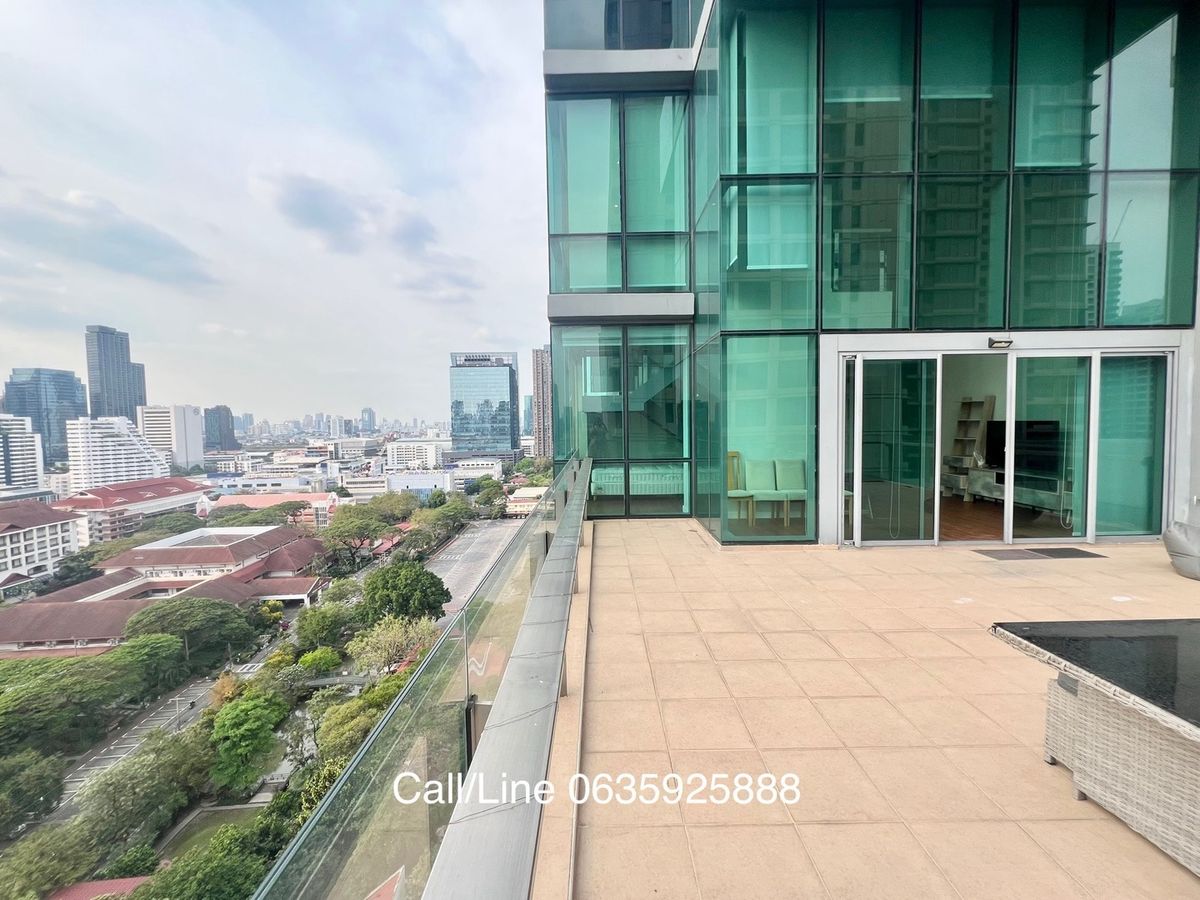 For SaleCondoSukhumvit, Asoke, Thonglor : 𝐅𝐨𝐫 𝐒𝐞𝐥𝐥: The Room Sukhumvit21 2bed 2Bath Duplex Balcony is very big 28.8 MB.