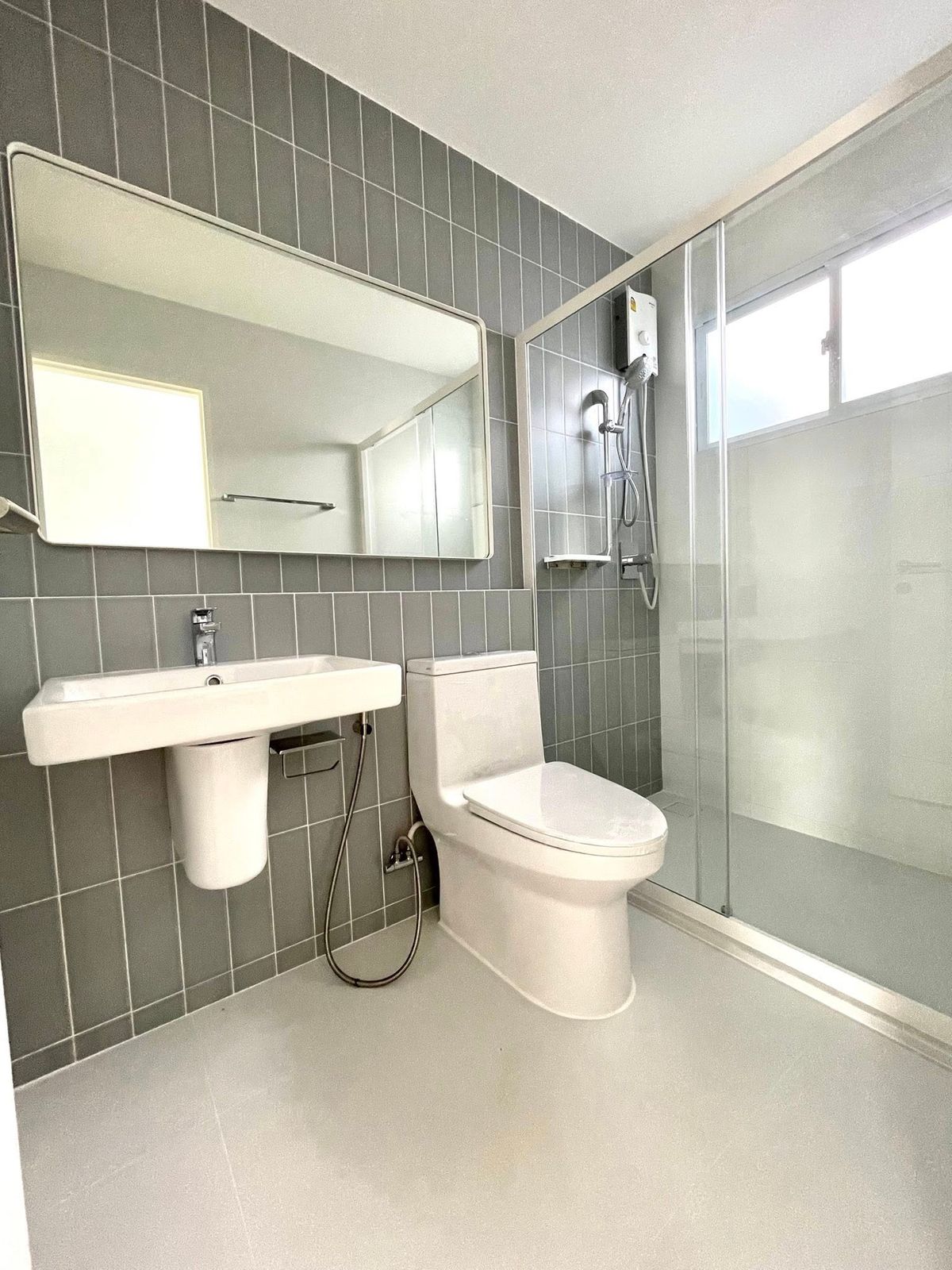 ให้เช่าทาวน์โฮมบางนา แบริ่ง ลาซาล : For Rent Indy 2 Bangna-Ramkhamhaeng 2 Hot Deal!!