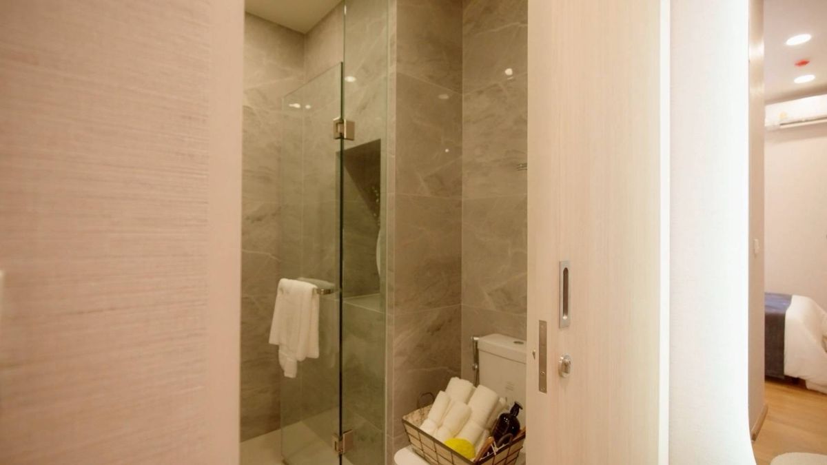 ขายคอนโดราชเทวี พญาไท : 📢👇 โอกาสดีสำหรับการลงทุนหรืออยู่อาศัย! ห้องมุมใหม่ล่าสุด ขนาดพอเหมาะ ตั้งอยู่ในย่านแฟชั่นที่ทันสมัยที่สุดแห่งหนึ่งของกรุงเทพฯ
*ภาพประกอบนี้เป็นภาพห้องตัวอย่าง*