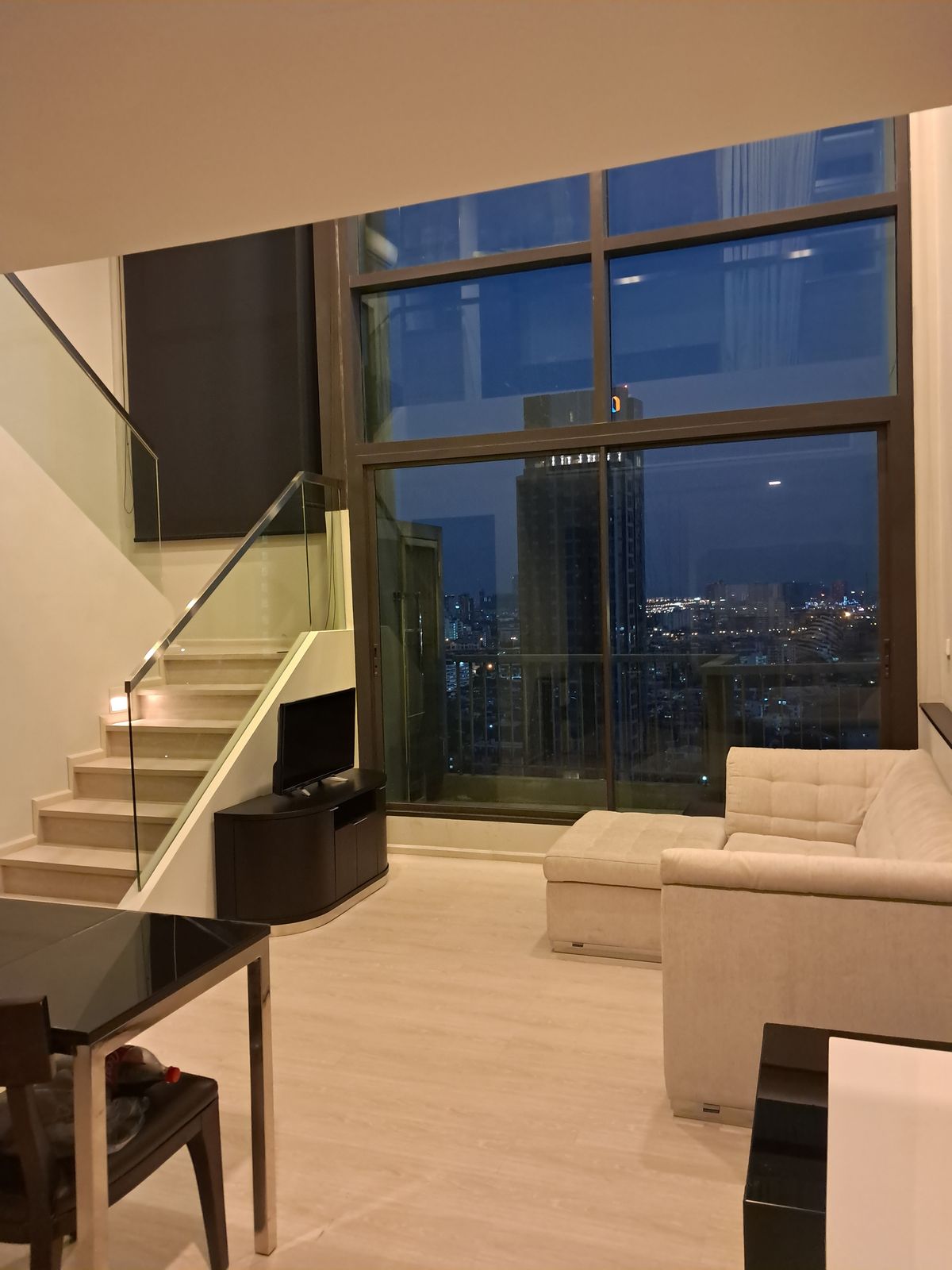 For SaleCondoOnnut, Udomsuk : Rhythm Sukhumvit 44/1 Condo for sale, next to the Phra Khanong BTS