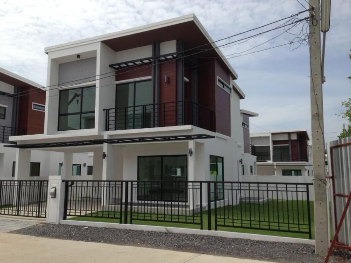 ขายบ้านลาดกระบัง สุวรรณภูมิ : วี ทู อ่อนนุช - พระราม 9 / 3 ห้องนอน (ขาย), We 2 Onnut - Rama 9 / 3 Bedrooms (FOR SALE) FON051