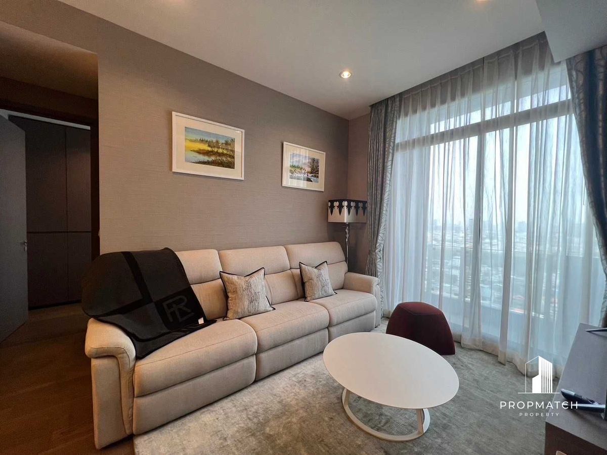 For RentCondoSathorn, Narathiwat : ✨flash deal ✨ The Diplomat Sathorn (1Bed1bath52SQM) Ready! Only 33,000 baht per month Tel.0981315848 @Propmatch