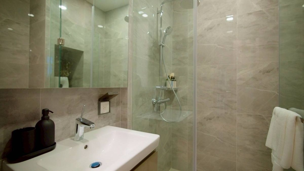 ขายคอนโดราชเทวี พญาไท : 📢👇 โอกาสดีสำหรับการลงทุนหรืออยู่อาศัย! ห้องมุมใหม่ล่าสุด ขนาดพอเหมาะ ตั้งอยู่ในย่านแฟชั่นที่ทันสมัยที่สุดแห่งหนึ่งของกรุงเทพฯ
*ภาพประกอบนี้เป็นภาพห้องตัวอย่าง*