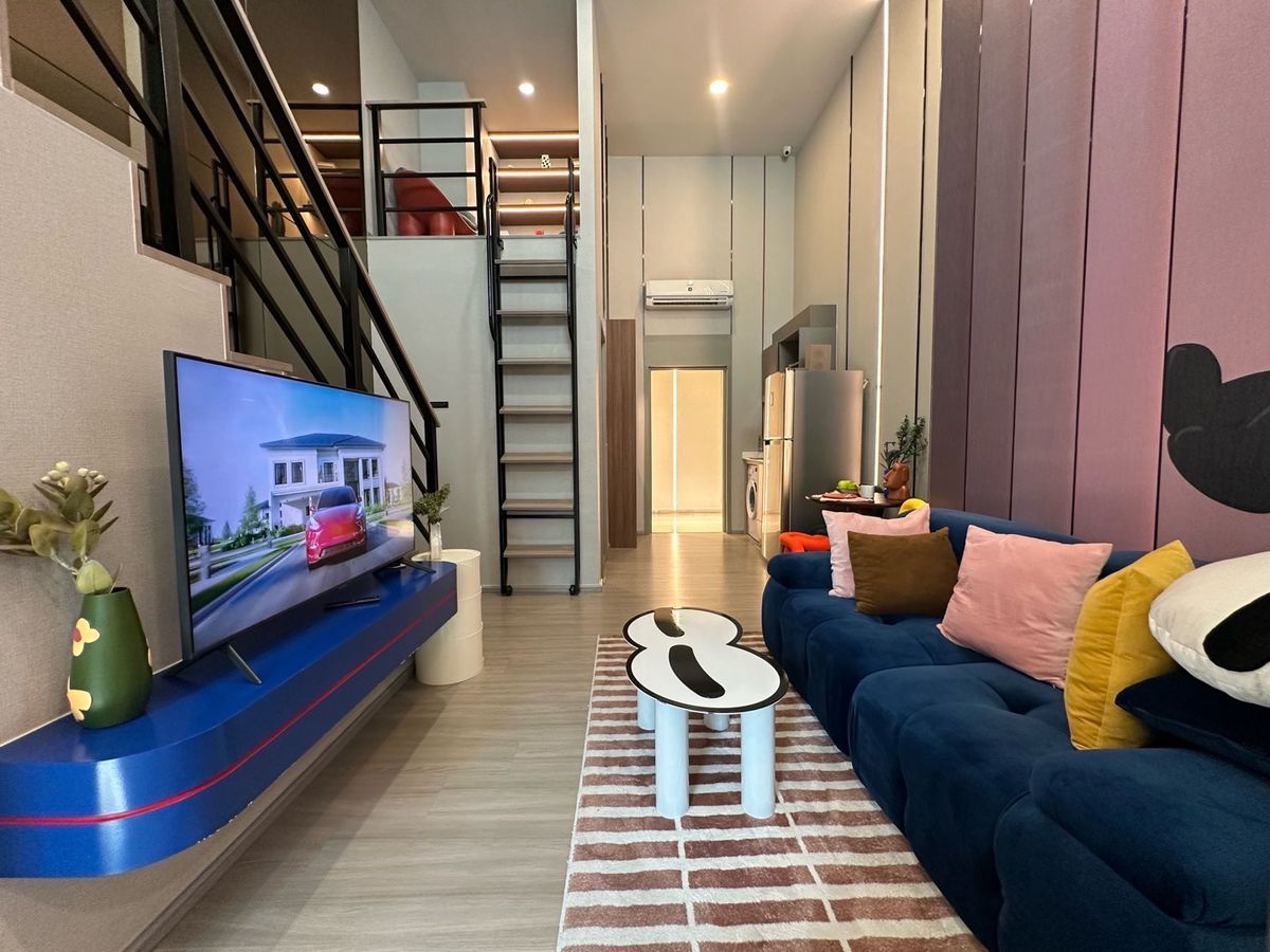 For SaleCondoKhlongtoei, Kluaynamthai : VERTIPLEX 2 layers with Space Sitting | Aspire Sukhumvit-Rama 4 | Near BTS Phra Khanong 600 meters